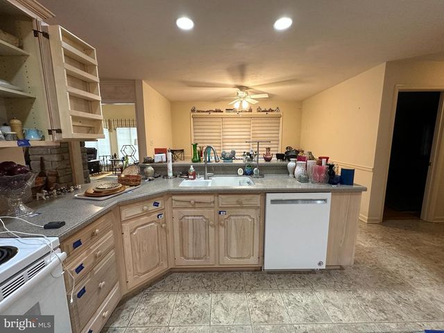 11354 BROOKDALE DRIVE, Waynesboro, PA 17268