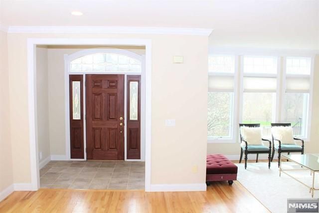 26 Candlewood Drive, Old Tappan, NJ 07675