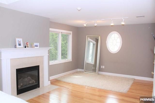 26 Candlewood Drive, Old Tappan, NJ 07675