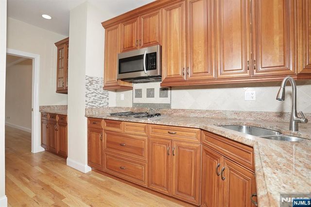 26 Candlewood Drive, Old Tappan, NJ 07675