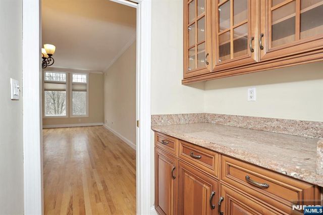 26 Candlewood Drive, Old Tappan, NJ 07675