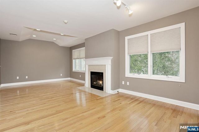 26 Candlewood Drive, Old Tappan, NJ 07675