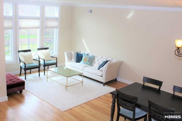 26 Candlewood Drive, Old Tappan, NJ 07675