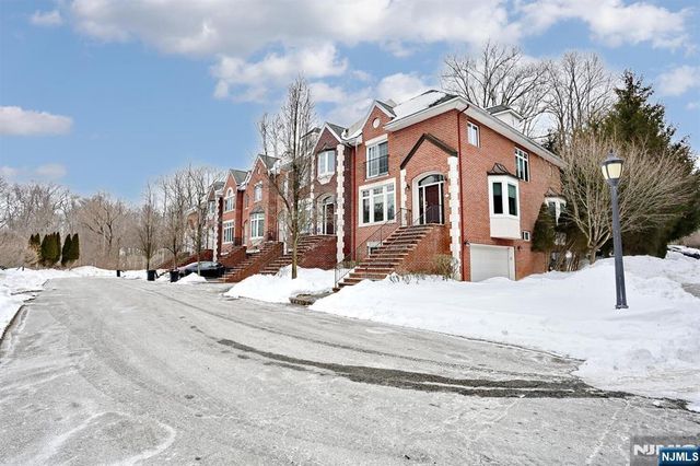 26 Candlewood Drive, Old Tappan, NJ 07675