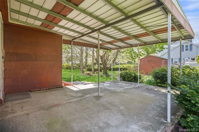 184 Magnolia Drive, Mastic Beach, NY 11951