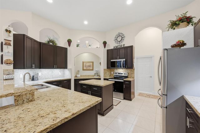 12125 NW 10th St, Coral Springs, FL 33071