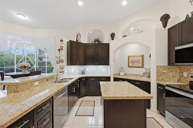 12125 NW 10th St, Coral Springs, FL 33071