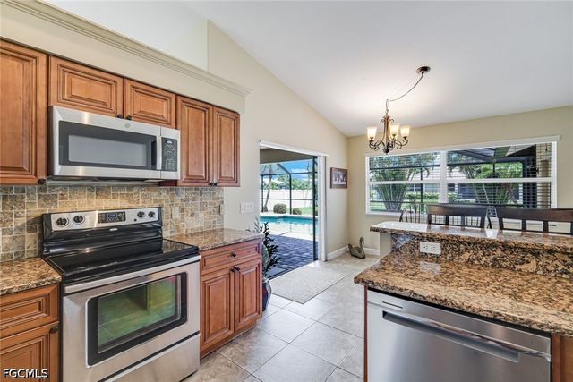 2838 SW 50th TER, Cape Coral, FL 33914