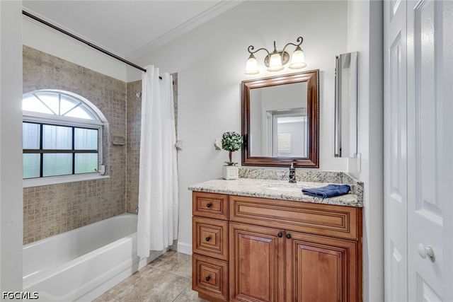 2838 SW 50th TER, Cape Coral, FL 33914