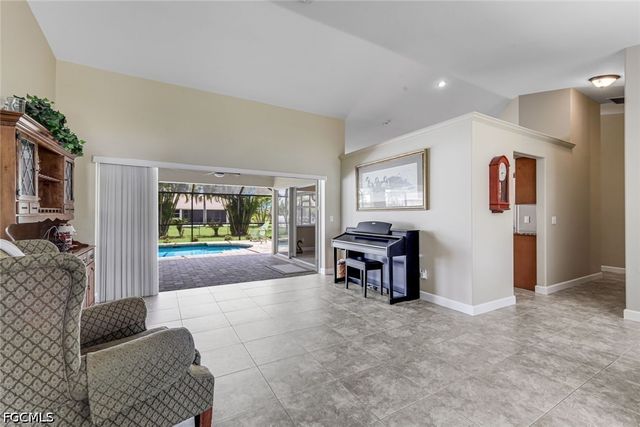 2838 SW 50th TER, Cape Coral, FL 33914