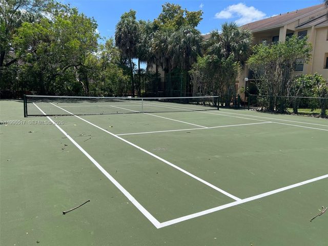 9999 Summerbreeze Drive 214, Sunrise, FL 33322