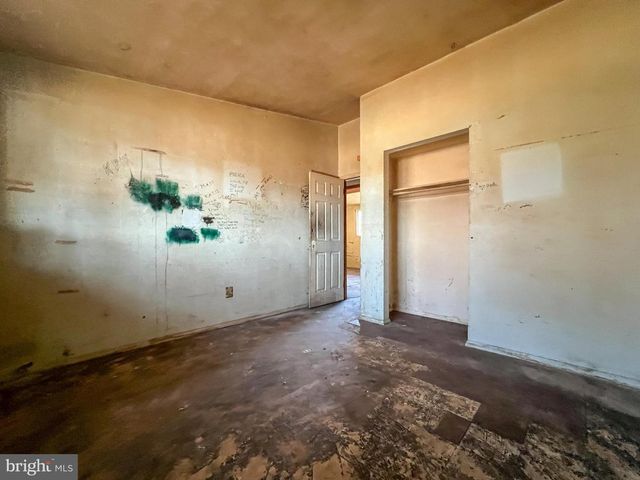 4 MARTELL RD, Newark, DE 19713