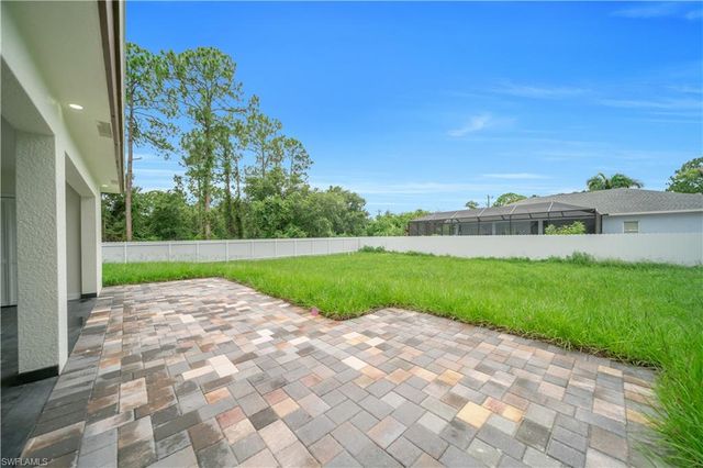 718 Frontenac AVE S, Lehigh Acres, FL 33974