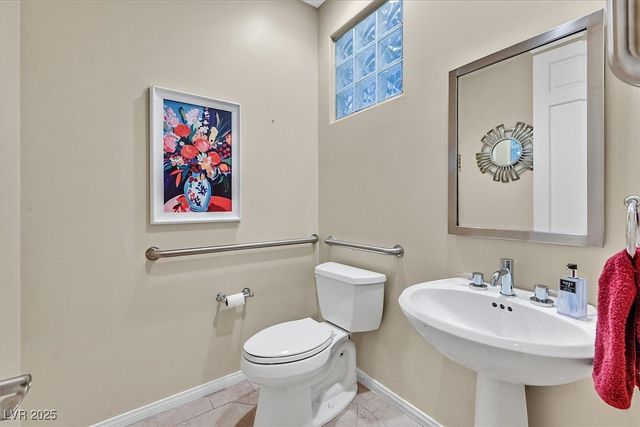 8390 Carmel Ridge Court, Las Vegas, NV 89113