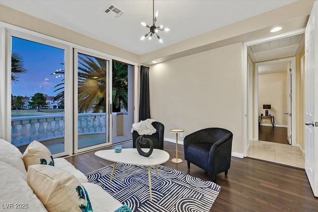 8390 Carmel Ridge Court, Las Vegas, NV 89113