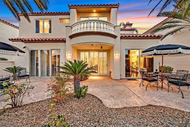 8390 Carmel Ridge Court, Las Vegas, NV 89113