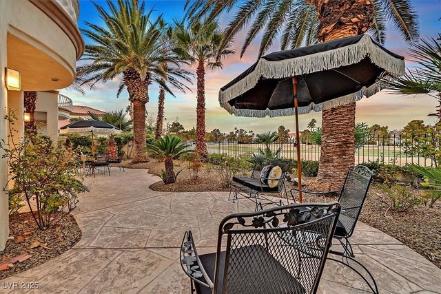 8390 Carmel Ridge Court, Las Vegas, NV 89113