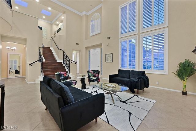 8390 Carmel Ridge Court, Las Vegas, NV 89113