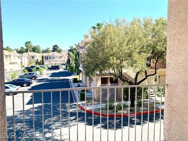 251 South Green Valley Parkway 3321, Henderson, NV 89012