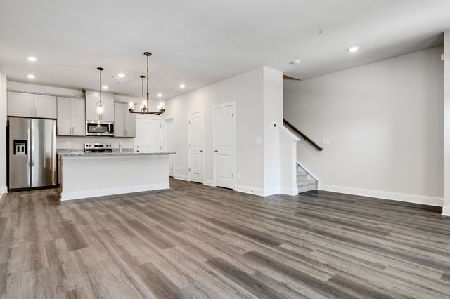 204 Douglas Bend Rd Unit 405, Gallatin, TN 37066