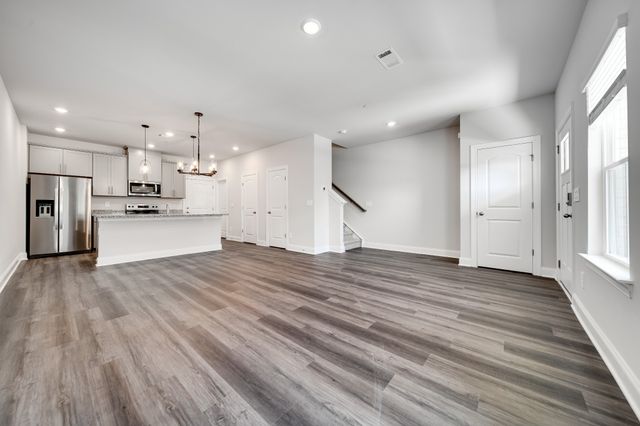 204 Douglas Bend Rd Unit 405, Gallatin, TN 37066