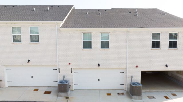 204 Douglas Bend Rd Unit 405, Gallatin, TN 37066