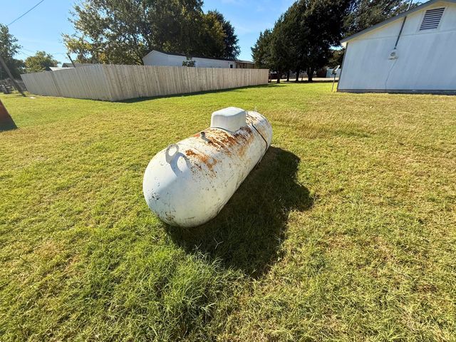 1941 Gale Drive, Pelican Bay, TX 76020