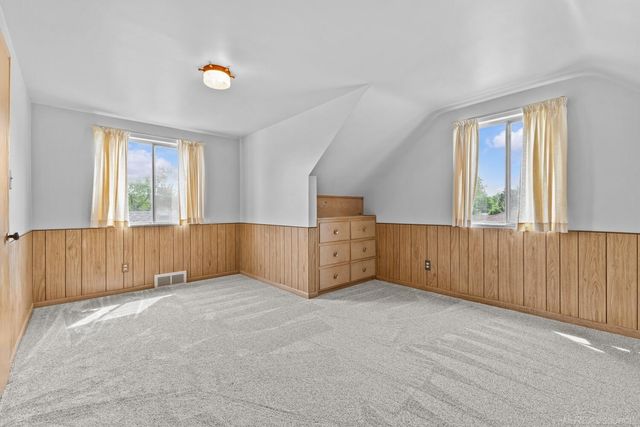 28400 Rosebriar Street, Saint Clair Shores, MI 48081