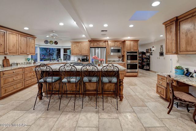 5425 E Placita Hayuco, Tucson, AZ 85718