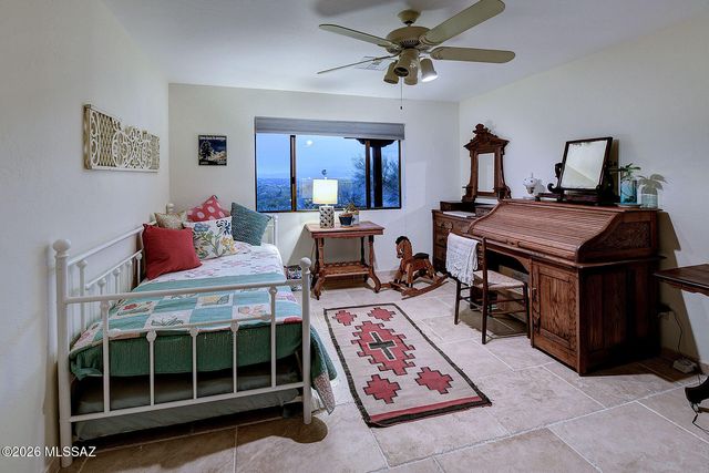 5425 E Placita Hayuco, Tucson, AZ 85718