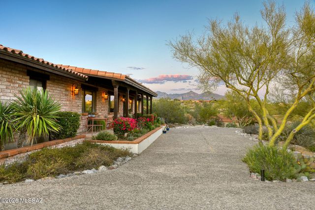 5425 E Placita Hayuco, Tucson, AZ 85718