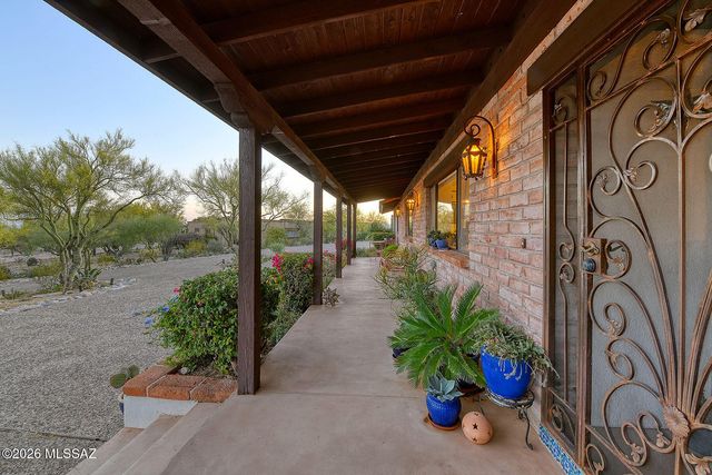 5425 E Placita Hayuco, Tucson, AZ 85718