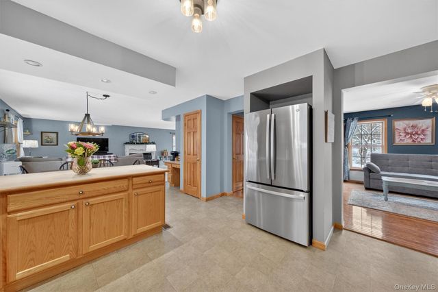 85 Dashville Road, New Paltz, NY 12561