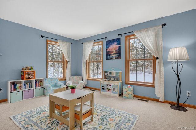 85 Dashville Road, New Paltz, NY 12561