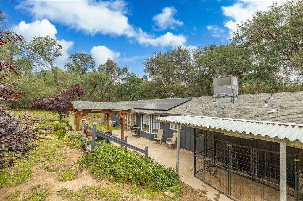 Image 54 of property listing at 46320 Oonay Nation Road, Coarsegold, CA 93614