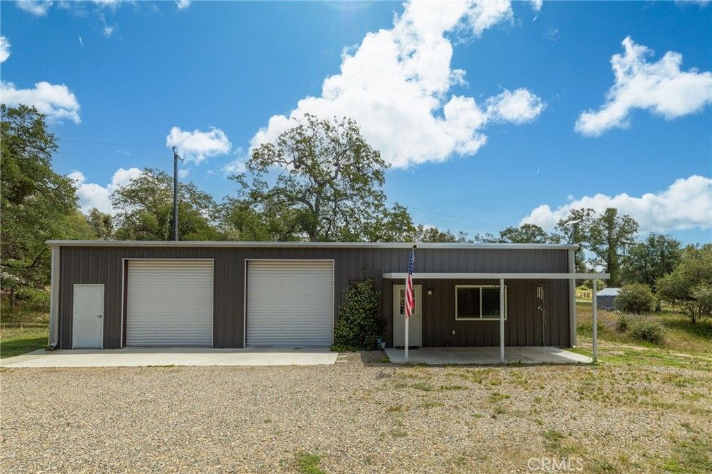 Image 7 of property listing at 46320 Oonay Nation Road, Coarsegold, CA 93614