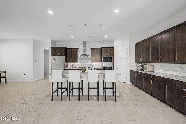 21471 N 102ND Avenue, Peoria, AZ 85382