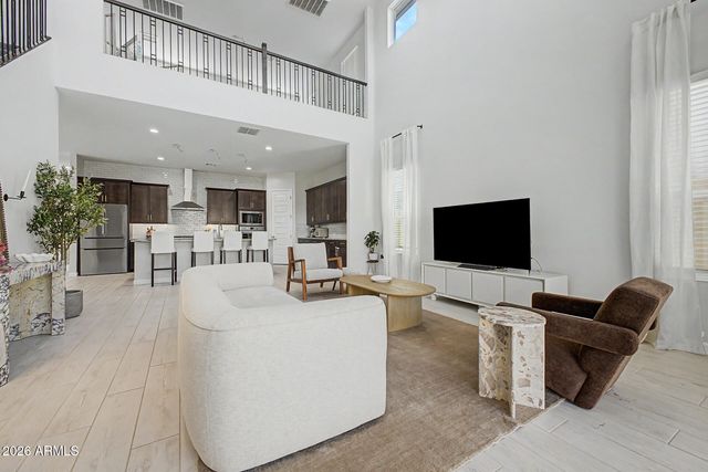 21471 N 102ND Avenue, Peoria, AZ 85382
