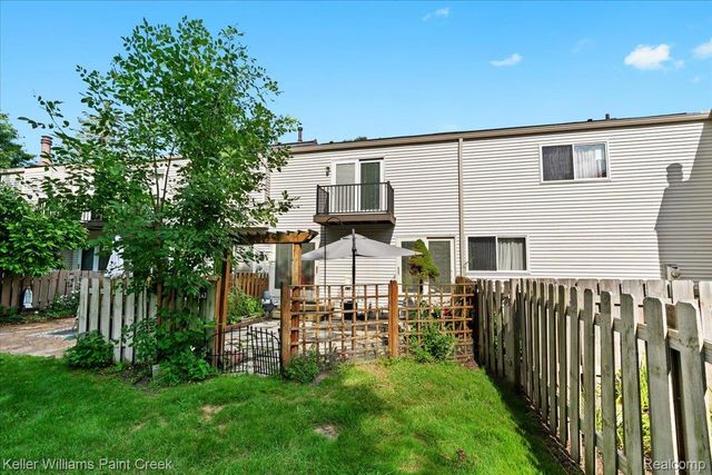 24243 Bashian Drive, Novi, MI 48375