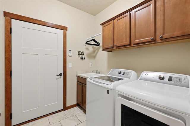16507 E 10th Ln, Spokane Valley, WA 99037