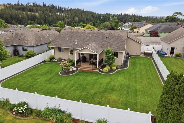 16507 E 10th Ln, Spokane Valley, WA 99037