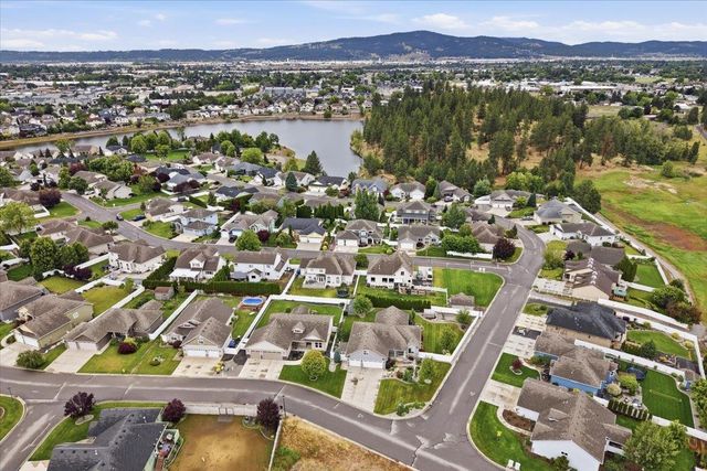 16507 E 10th Ln, Spokane Valley, WA 99037