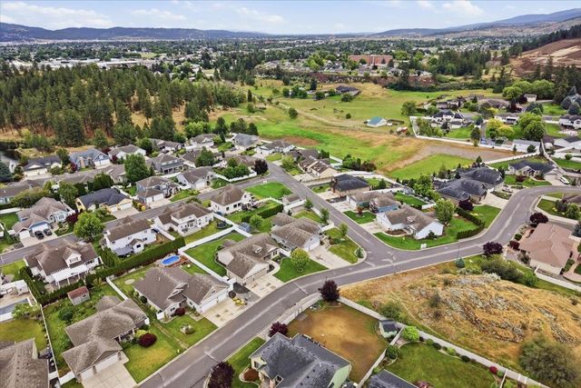 16507 E 10th Ln, Spokane Valley, WA 99037