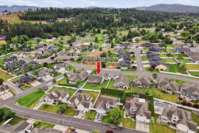 16507 E 10th Ln, Spokane Valley, WA 99037
