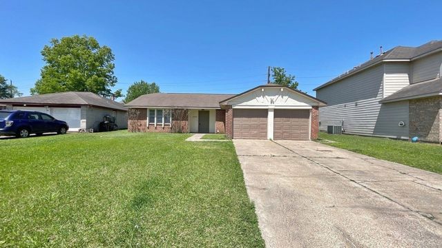 306 Aft Way, Crosby, TX 77532