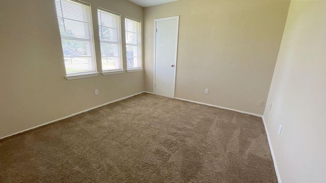 306 Aft Way, Crosby, TX 77532
