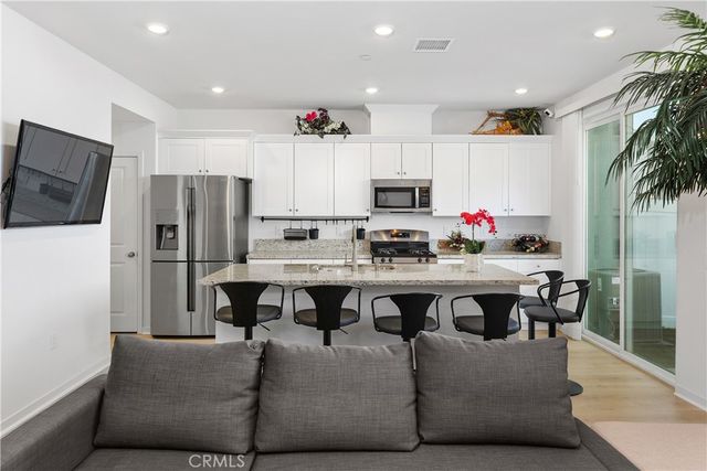 32612 Manhattan, Winchester, CA 92596