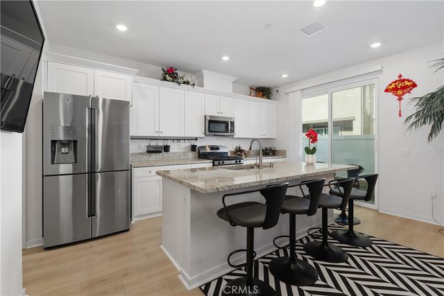 32612 Manhattan, Winchester, CA 92596