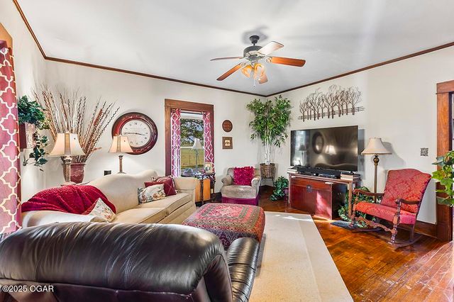 9677 State Hwy 96, Carthage, MO 64836