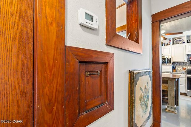 9677 State Hwy 96, Carthage, MO 64836